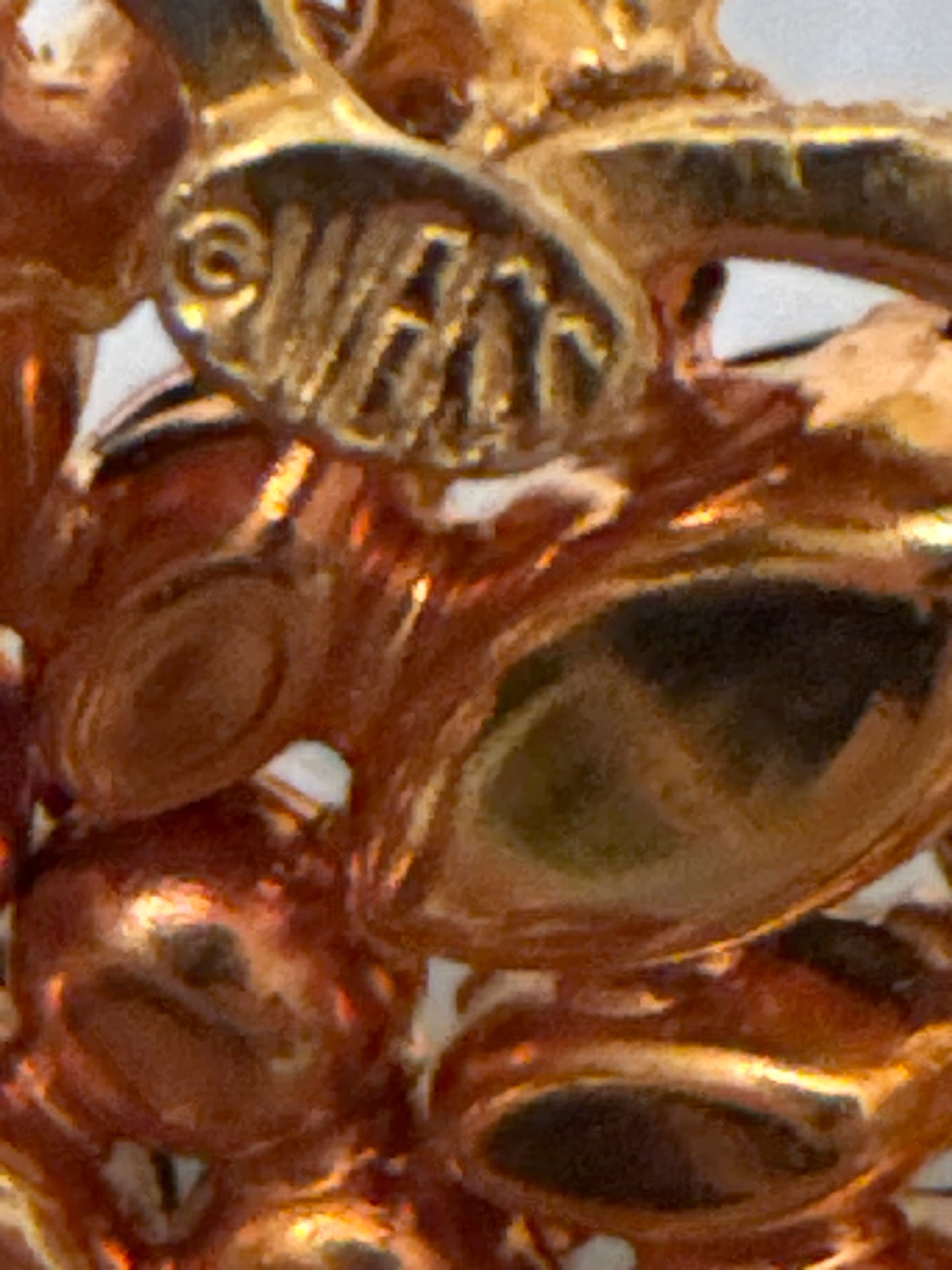 Beautiful 1950s signed WEISS dome brooch with black and white stones