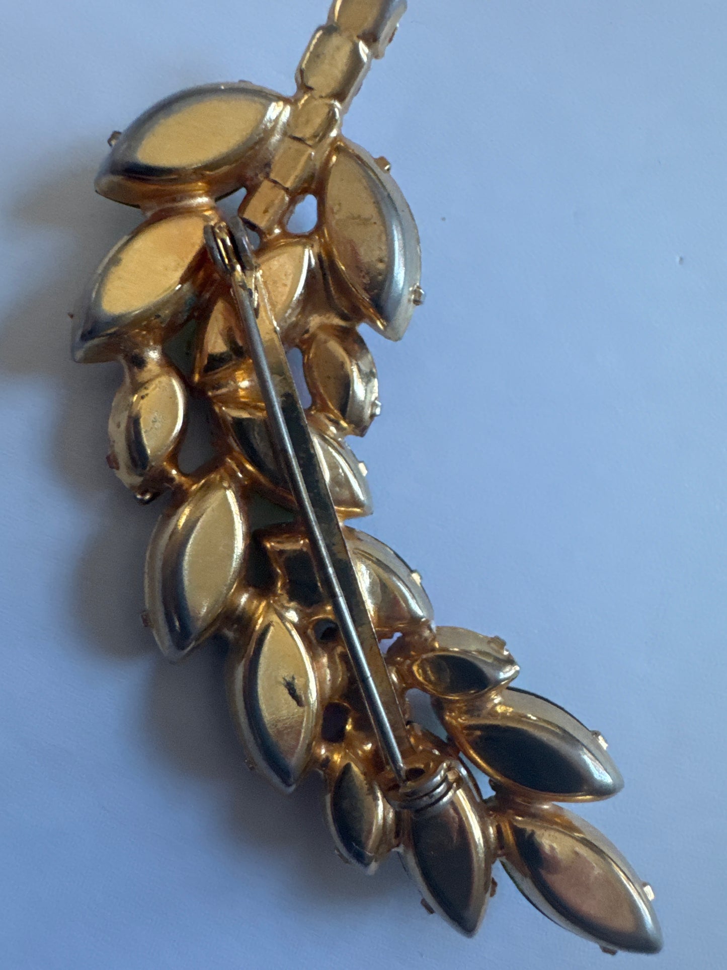 1950s green and pink leaf brooch