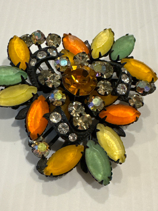 Beautiful vintage rhinestone brooch with pastel orange, green and yellow stones