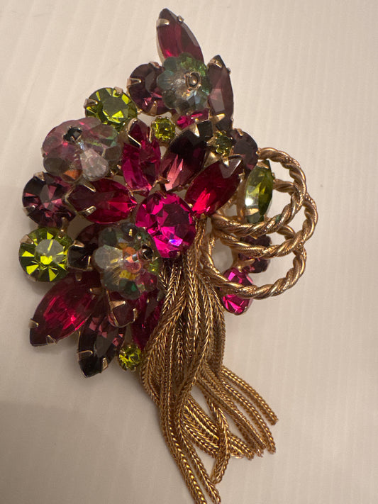 Beautiful RARE 3-D rhinestone and gold tone jangle 1950s signed SCHRAGER rivoli brooch