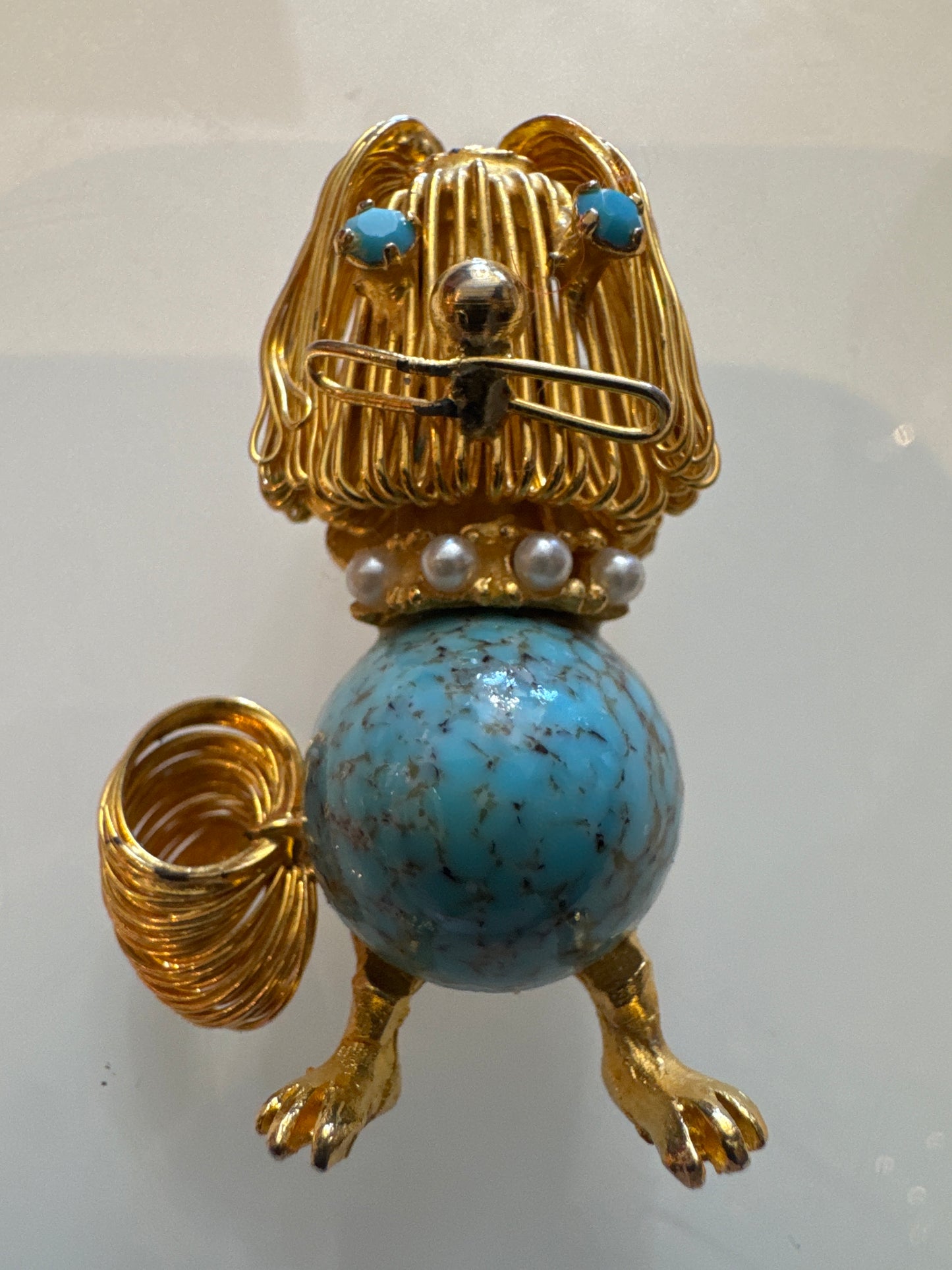 1950s adorable doggie figural brooch with pearl collar and turquoise cabbage on stone body with wire face