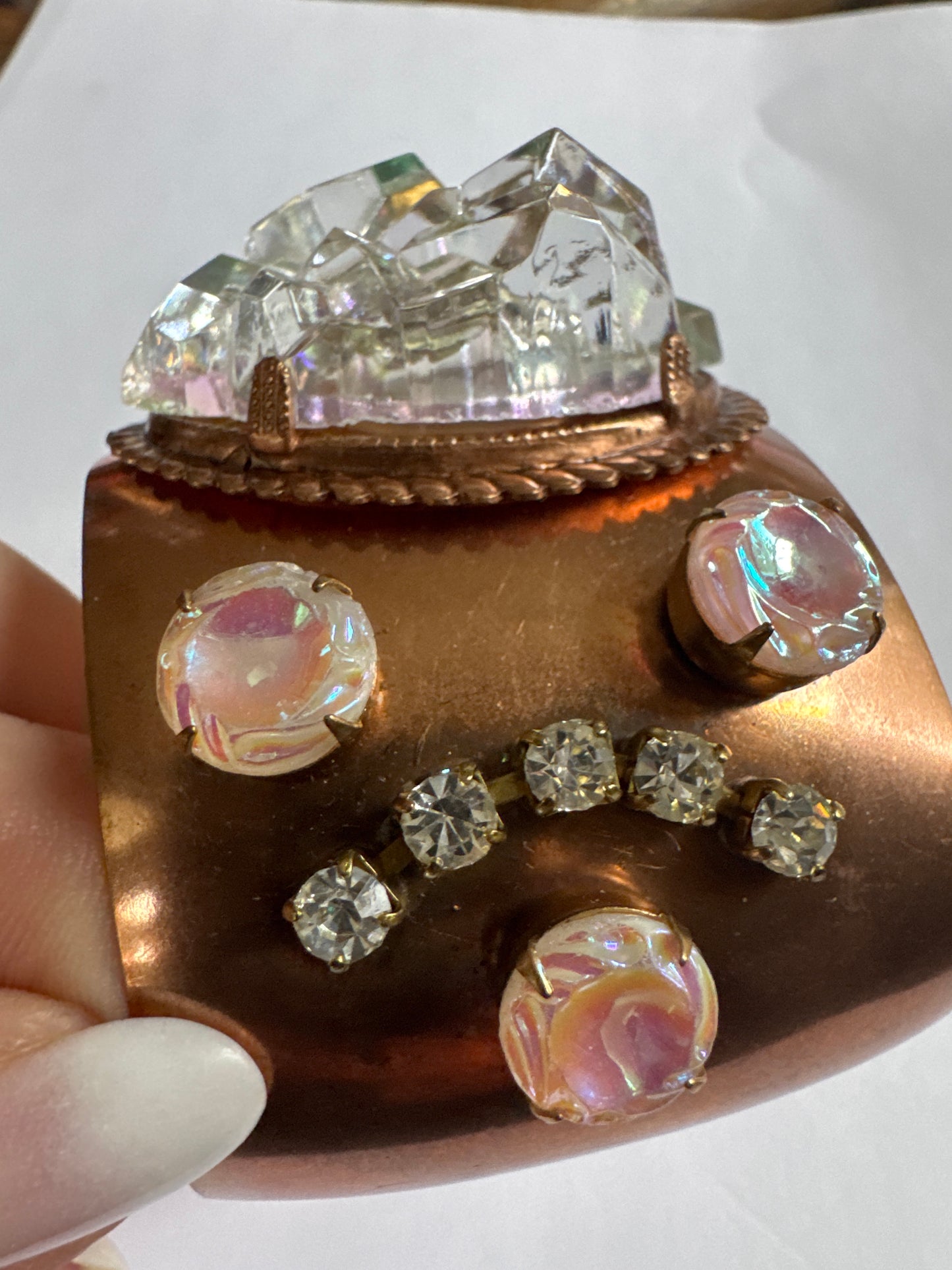 Gorgeous 1990s copper cuff with rock candy~like stones