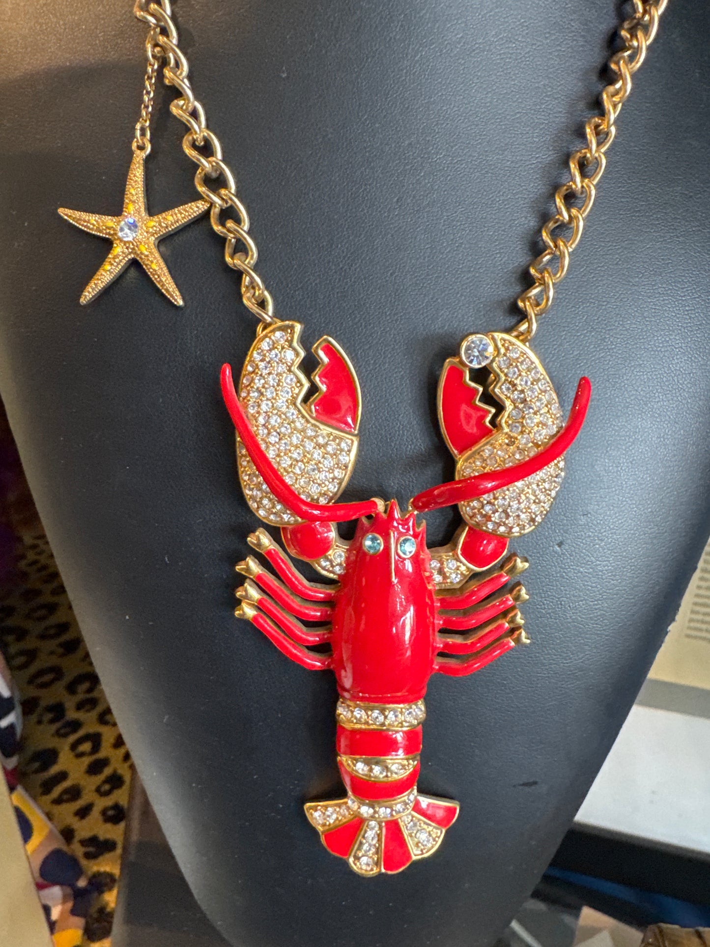 fun 90s extra long, lobster pendant necklace with a little starfish