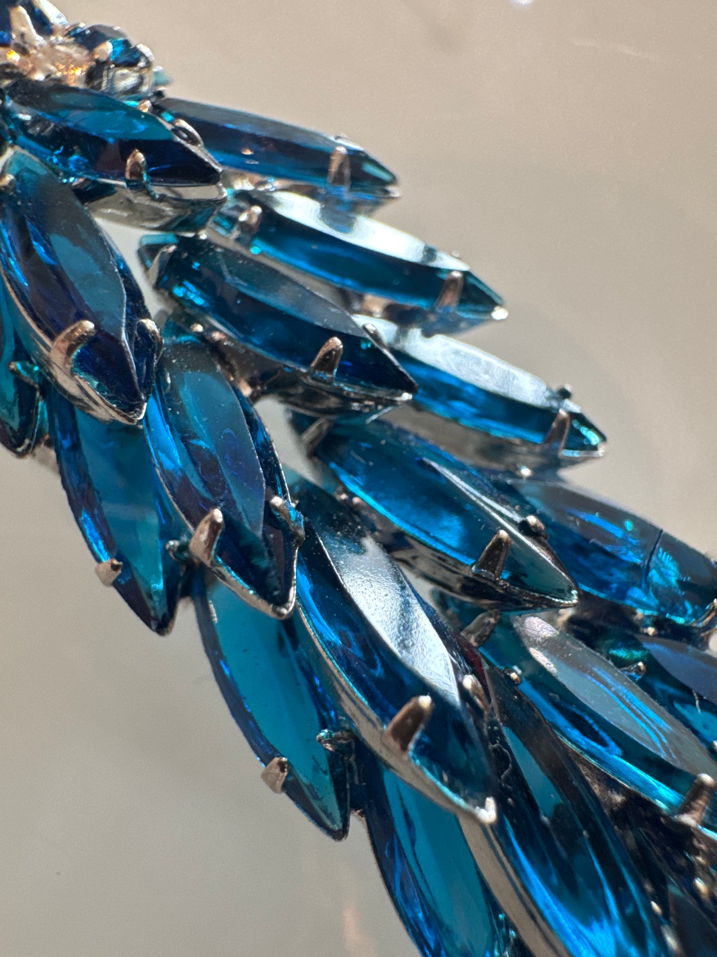 1950s absolutely stunning vintage, Juliana glass blue layered leaf brooch