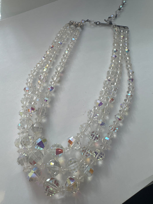 Stunning 1940s clear, jet bead, triple stone necklace