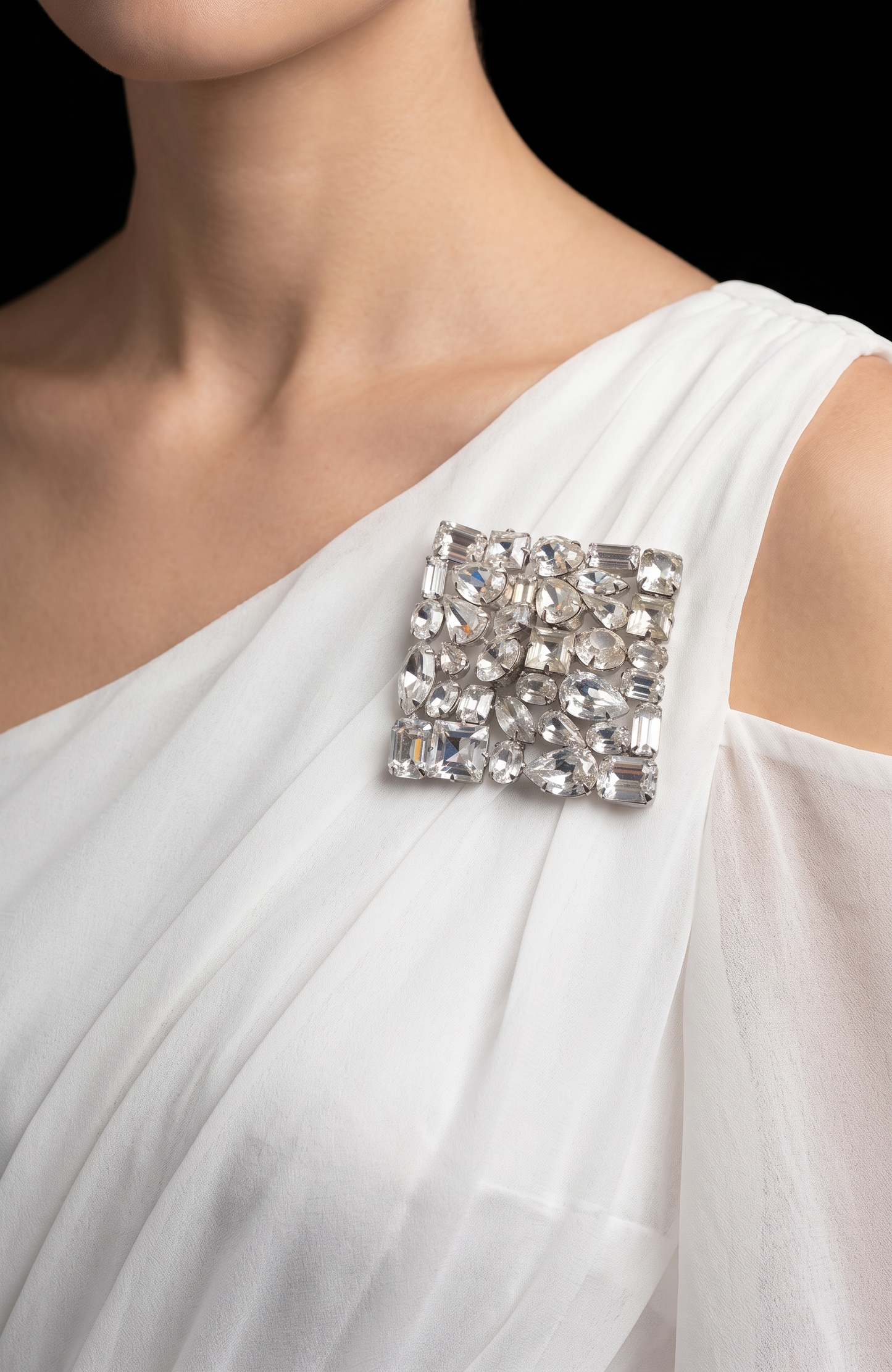 1950s signed WEISS rare square rhinestone brooch
