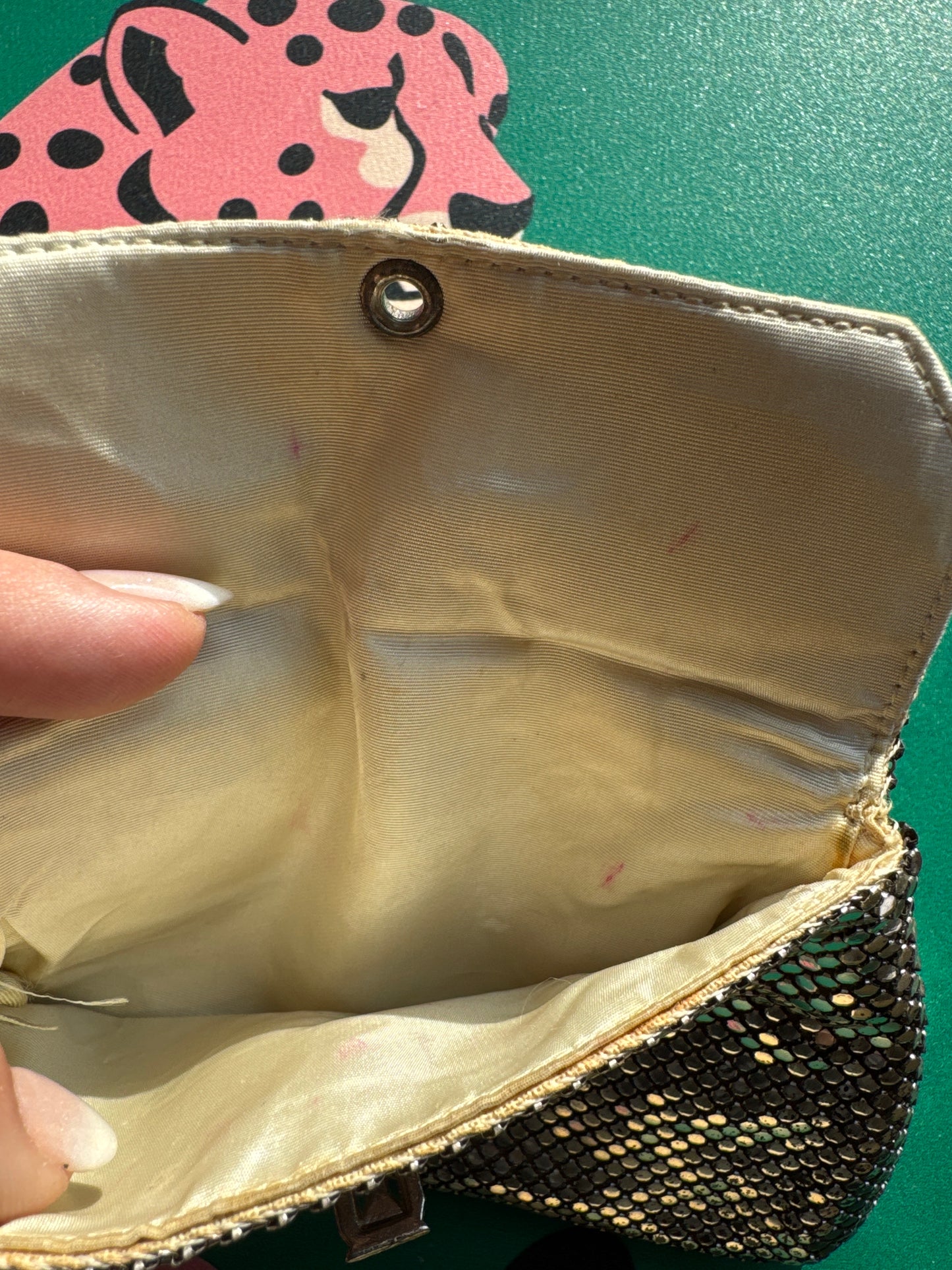 Beautiful 1940s Whiting and Davis evening bag in silver mesh metal with rhinestone clasp