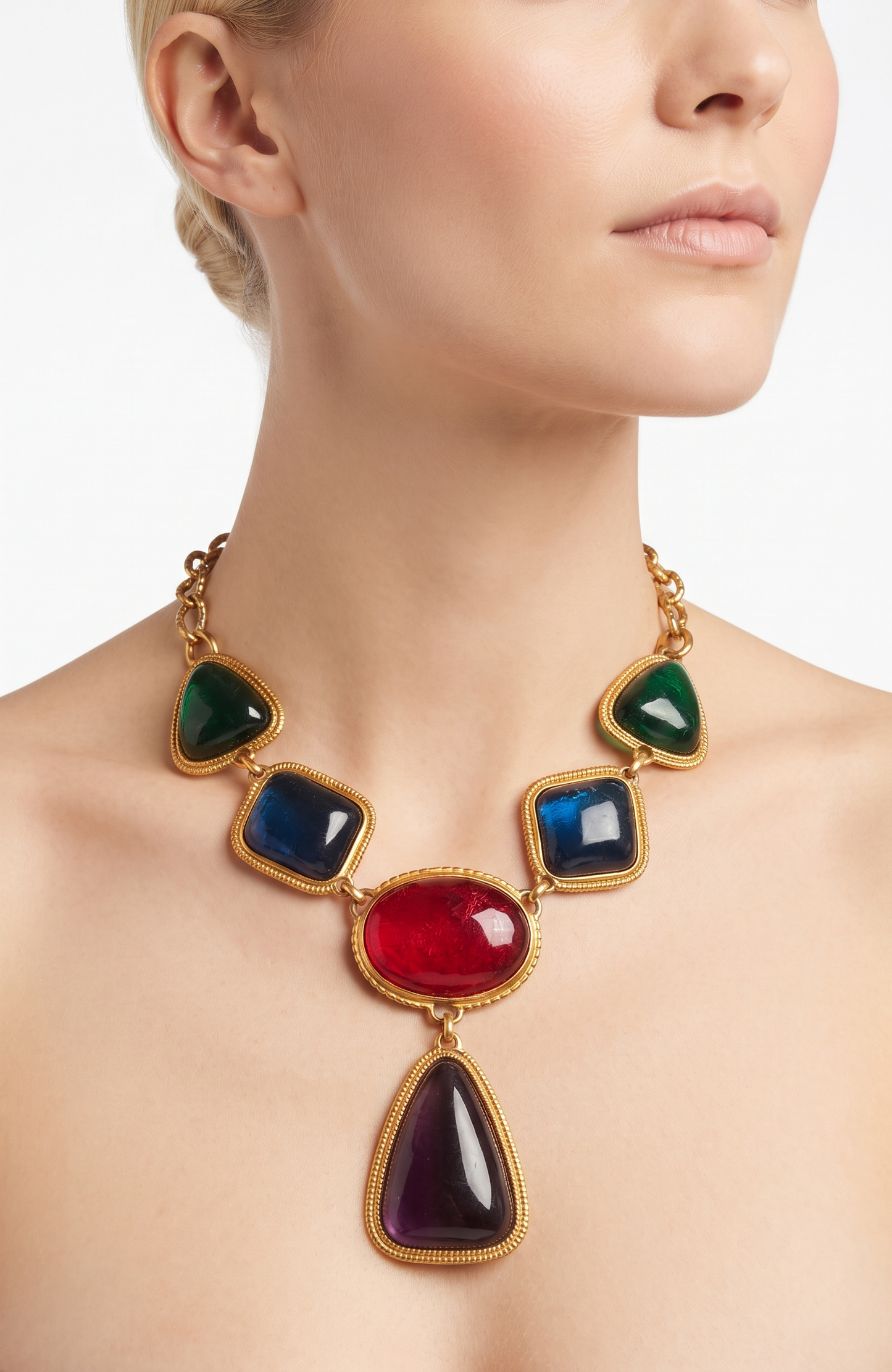 VINTAGE 1980's ADJUSTABLE NECKLACE DESIGNED BY KJL FOR AVON.