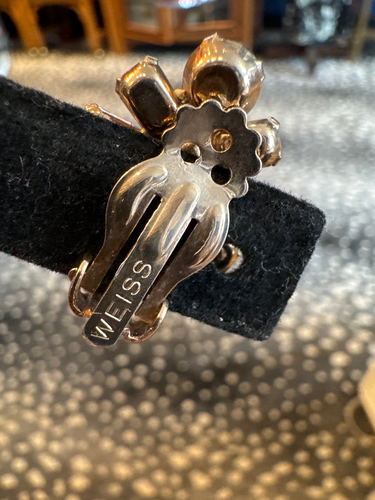 Beautiful 1950s green rhinestone signed Weiss earrings