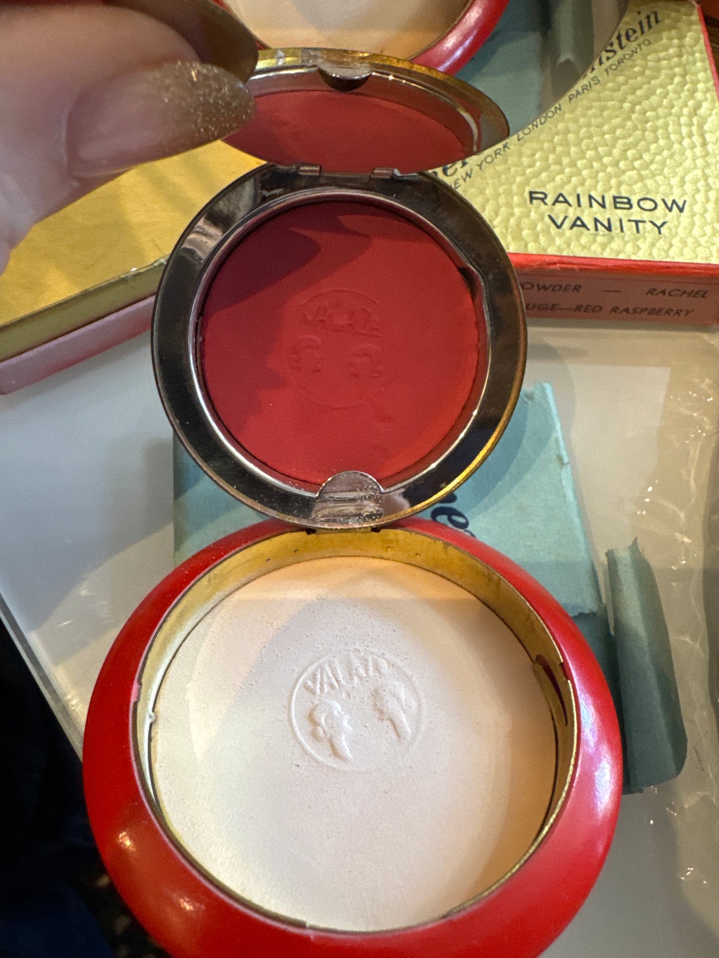 vintage HELEN RUBINSTEIN makeup compact with original box and booklet. Never worn