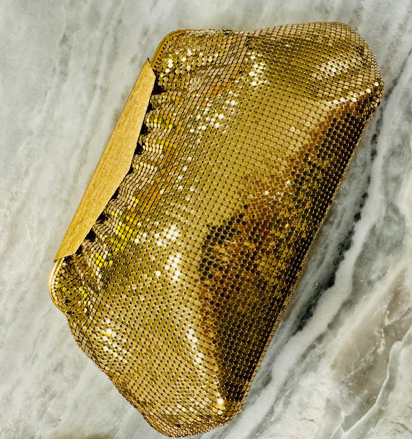 Vintage gold metal Whiting and Davis convertible clutch / shoulder bag