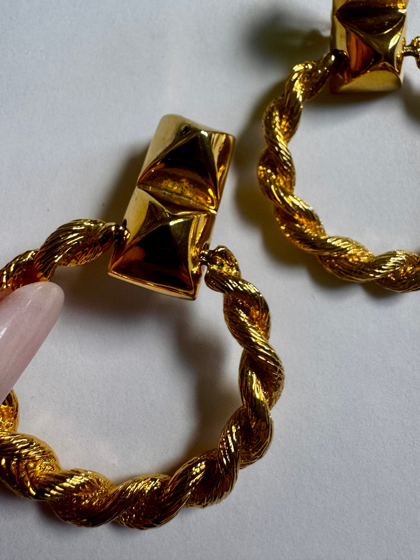 1980s gold tone rope hoop earring with double pyramid ear clip