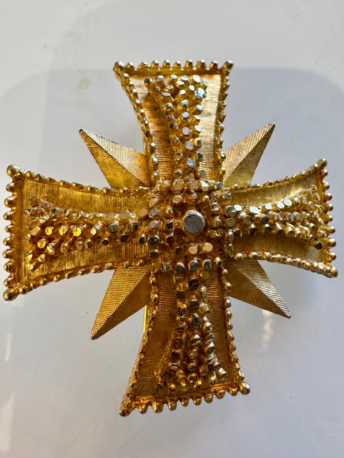 Vintage 1940s signed BSK gold tone maltese cross brooch