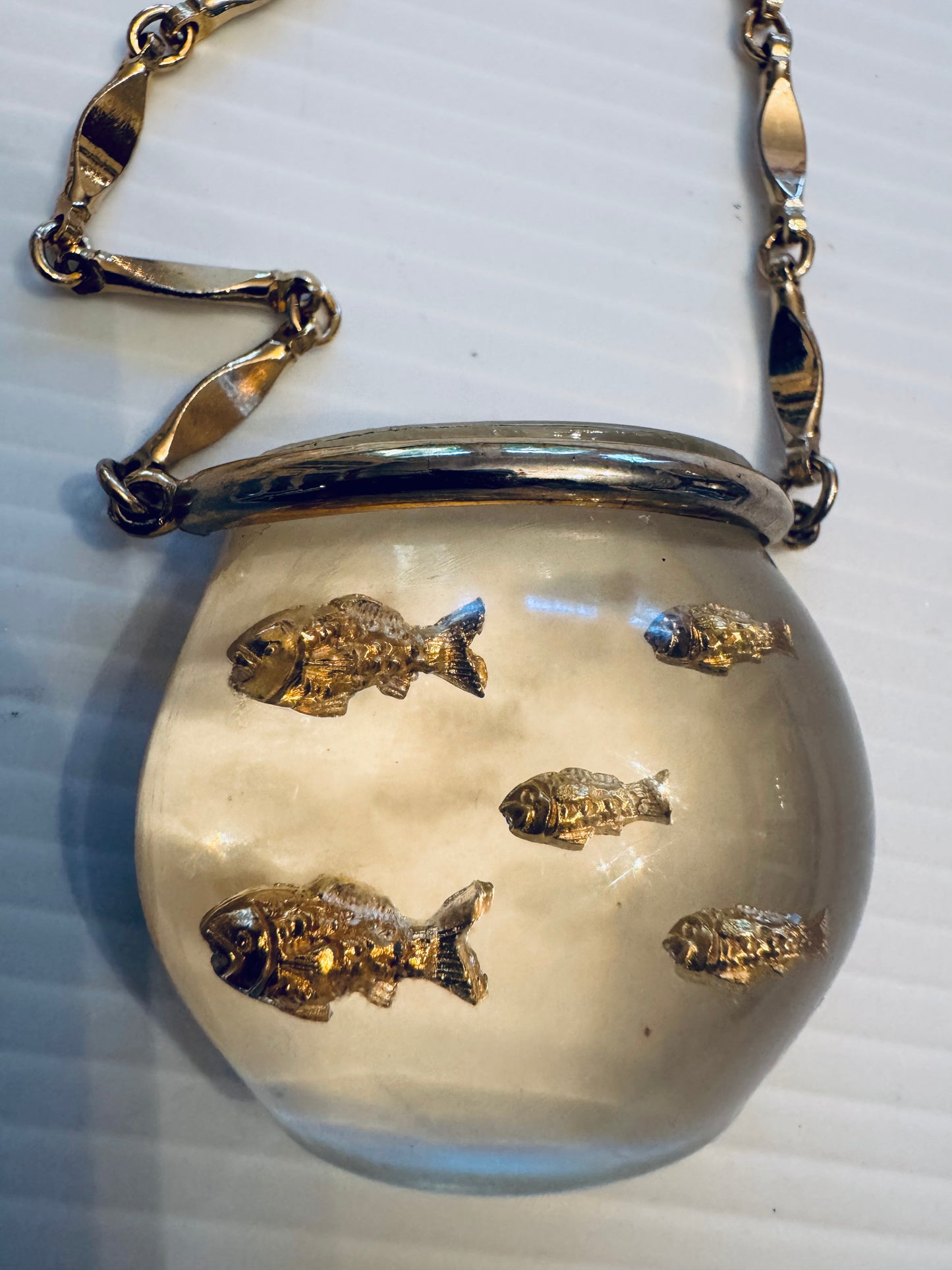 RARE 1960s Castle Cliff jelly belly lucite fish bowl gold tone chain necklace with swimming fishies