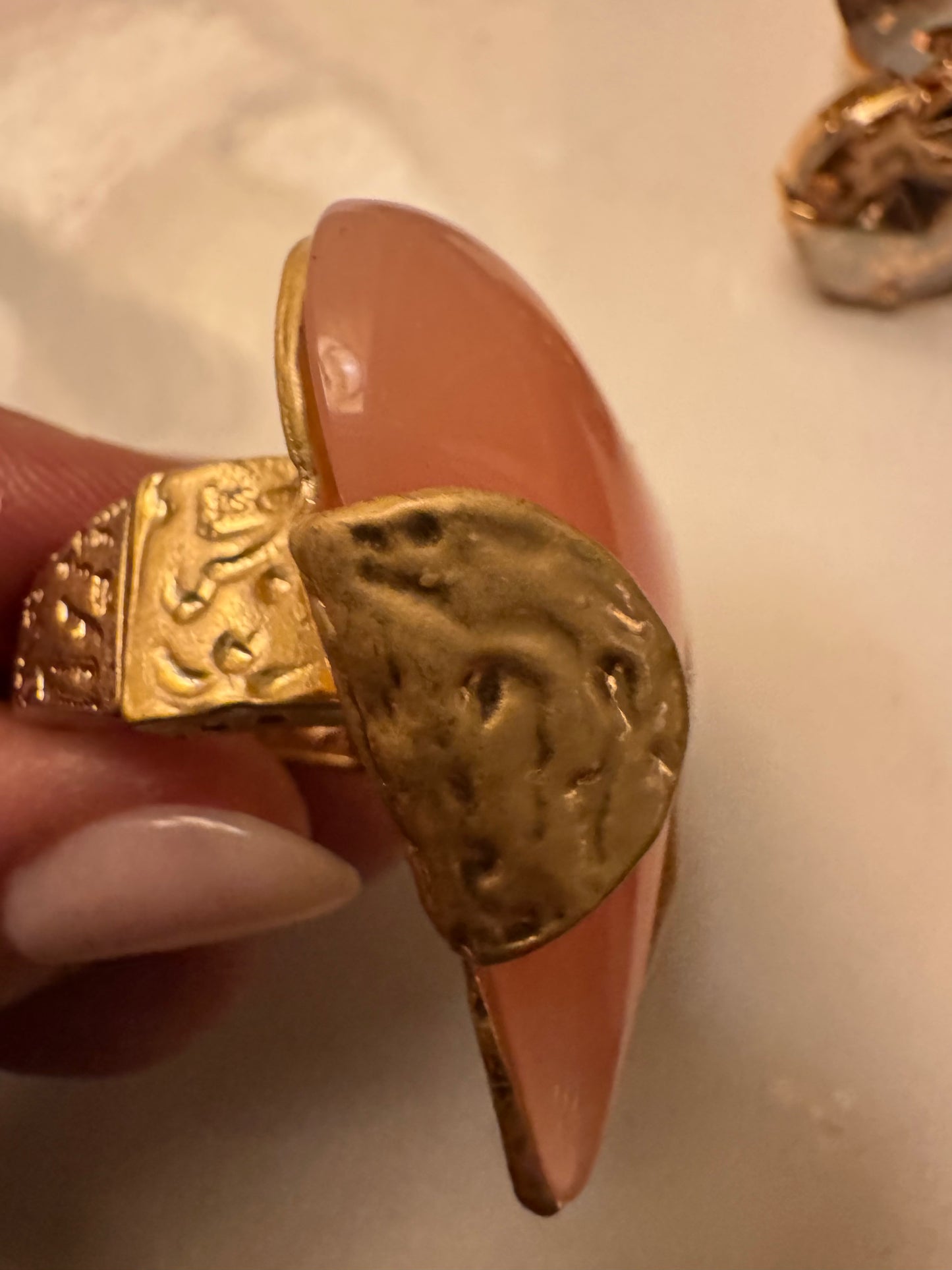 vintage 1980s heart lucite ring with gold tone. sourced in Paris.