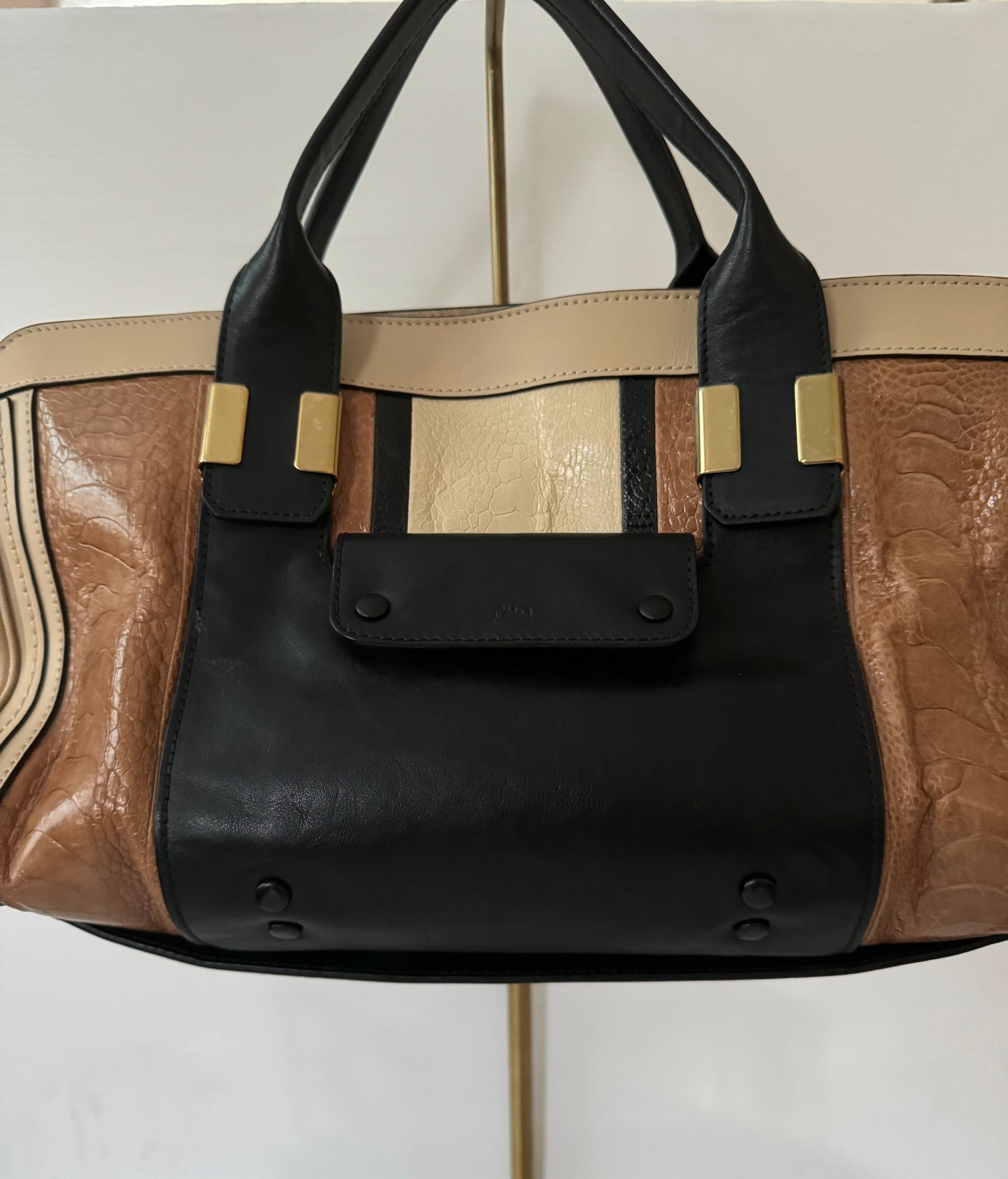 Vintage Chloe top handle handbag with detachable shoulder strap. Like new condition.