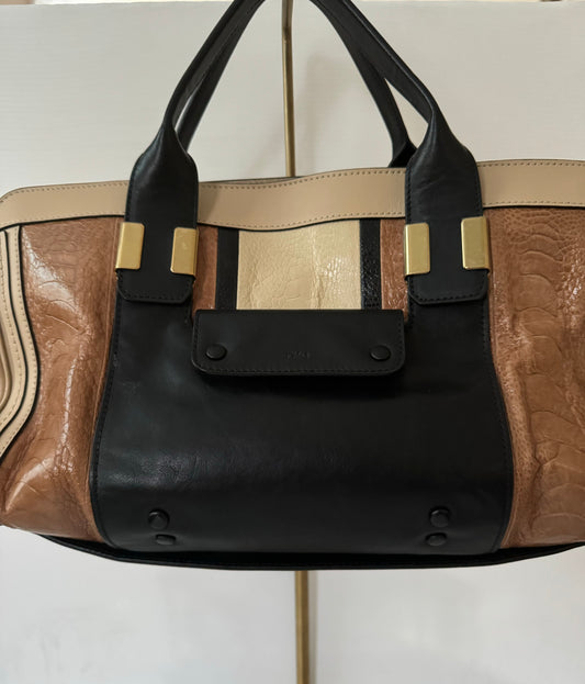 Vintage Chloe top handle handbag with detachable shoulder strap. Like new condition.