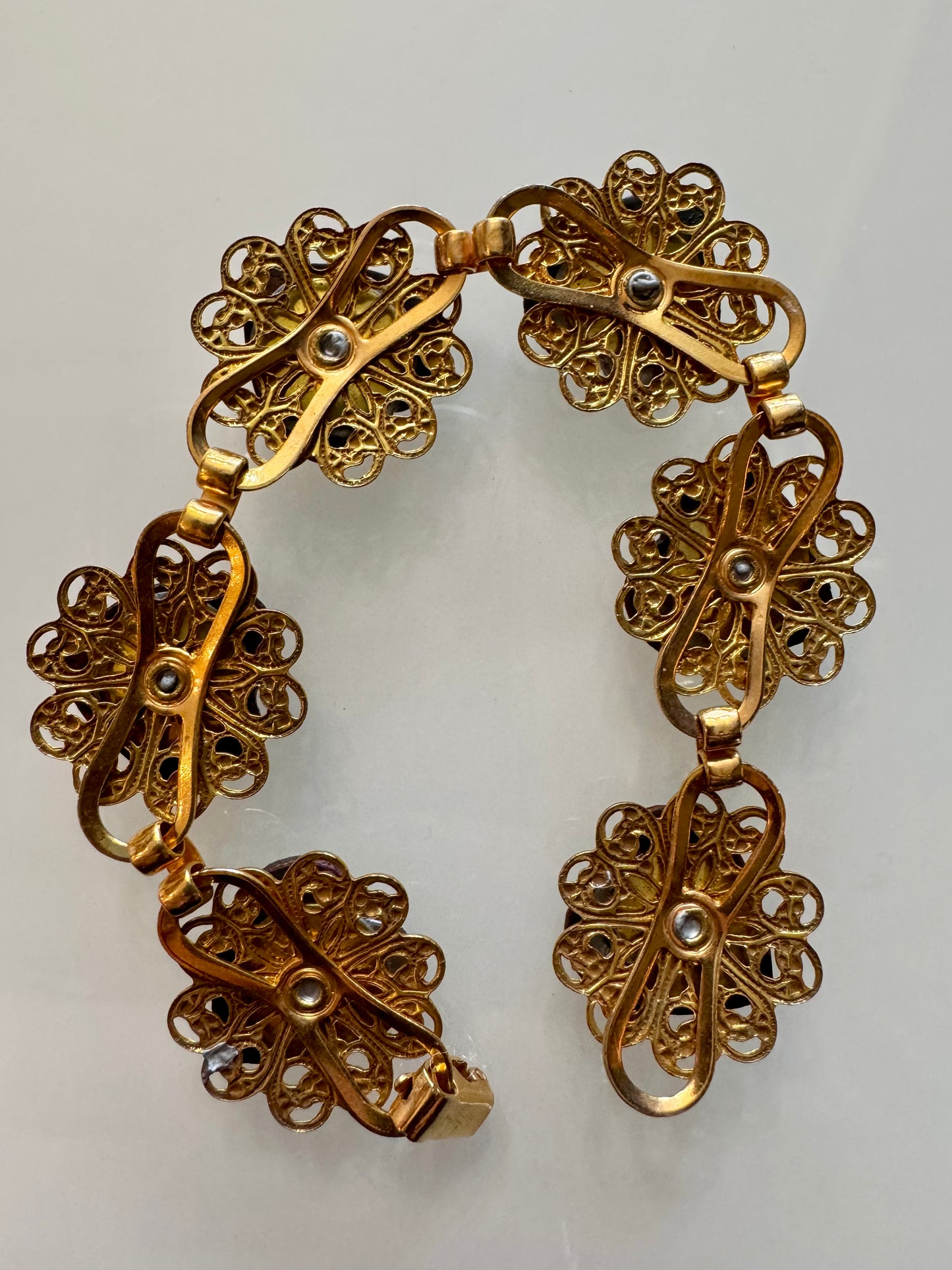Vintage colorful heart bracelet with gold tone filagree
