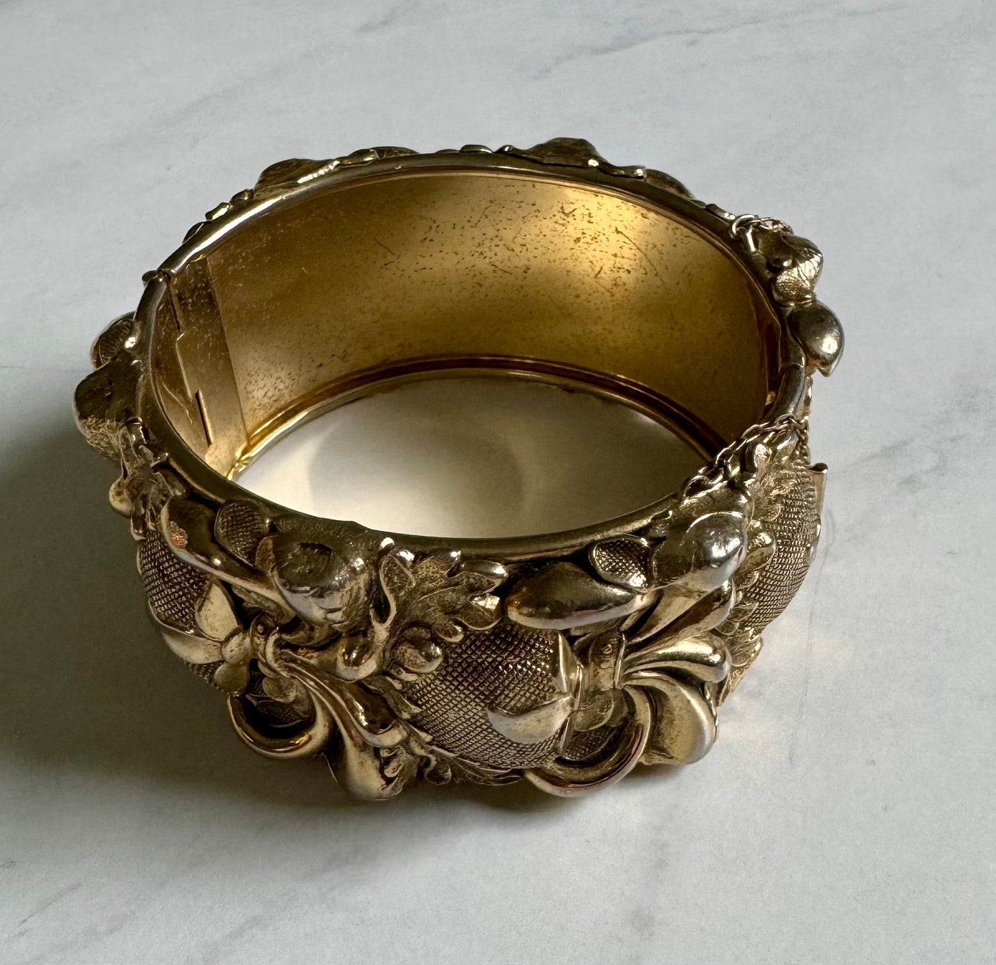 Unsigned Whiting & Davis cuff bracelet with safety chain