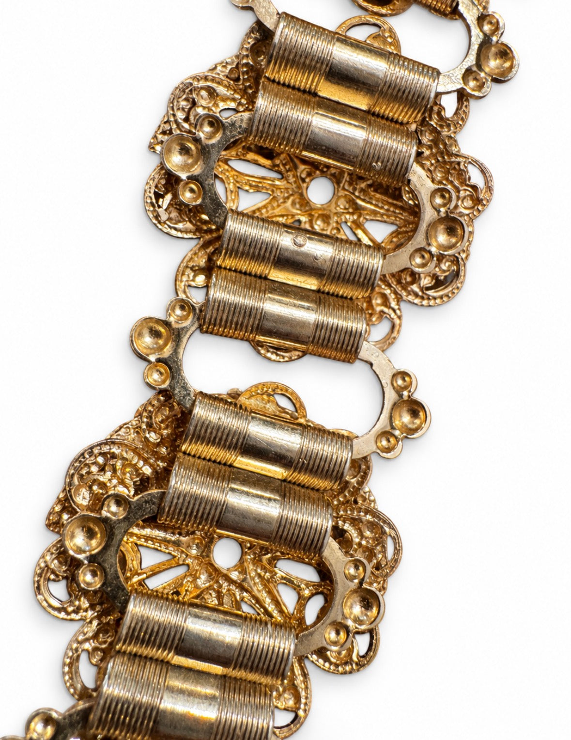 Beautifully crafted 1940s "book chain" individually prong set rhinestone bracelet with light amber and amethyst stones