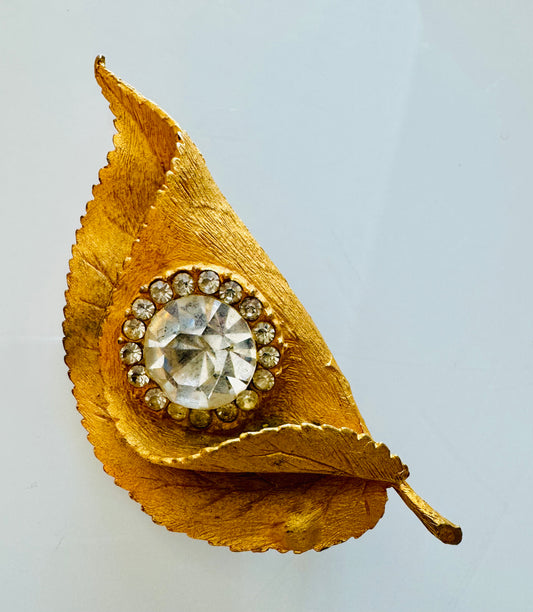 Gold tone Leaf with rhinestone brooch