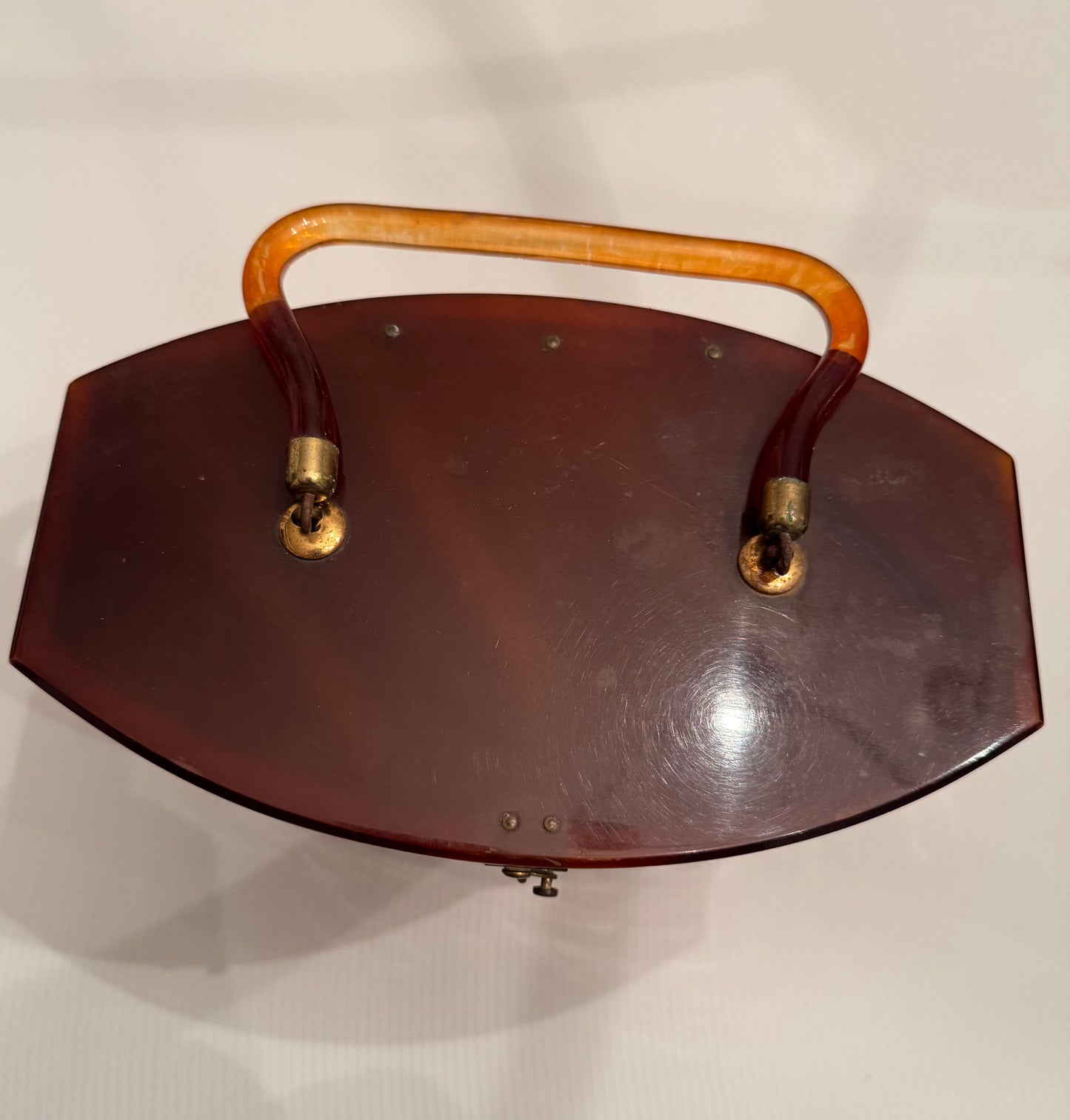 Vintage 1950s Metal Box Bag by Dorset Rex. Gold metal weave with Honey Brown Lucite Top and handle