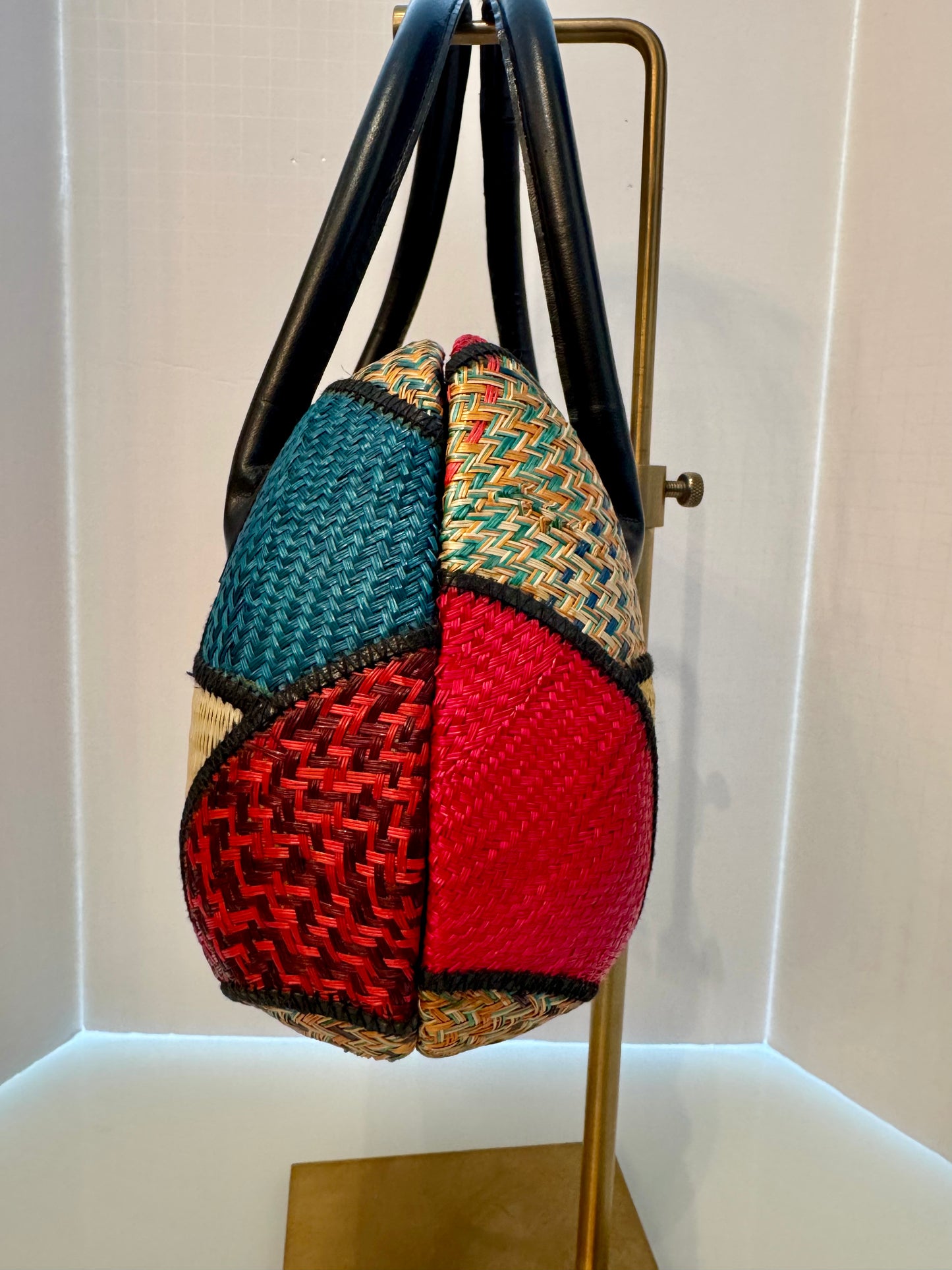 Vintage wicker color block top handle handbag