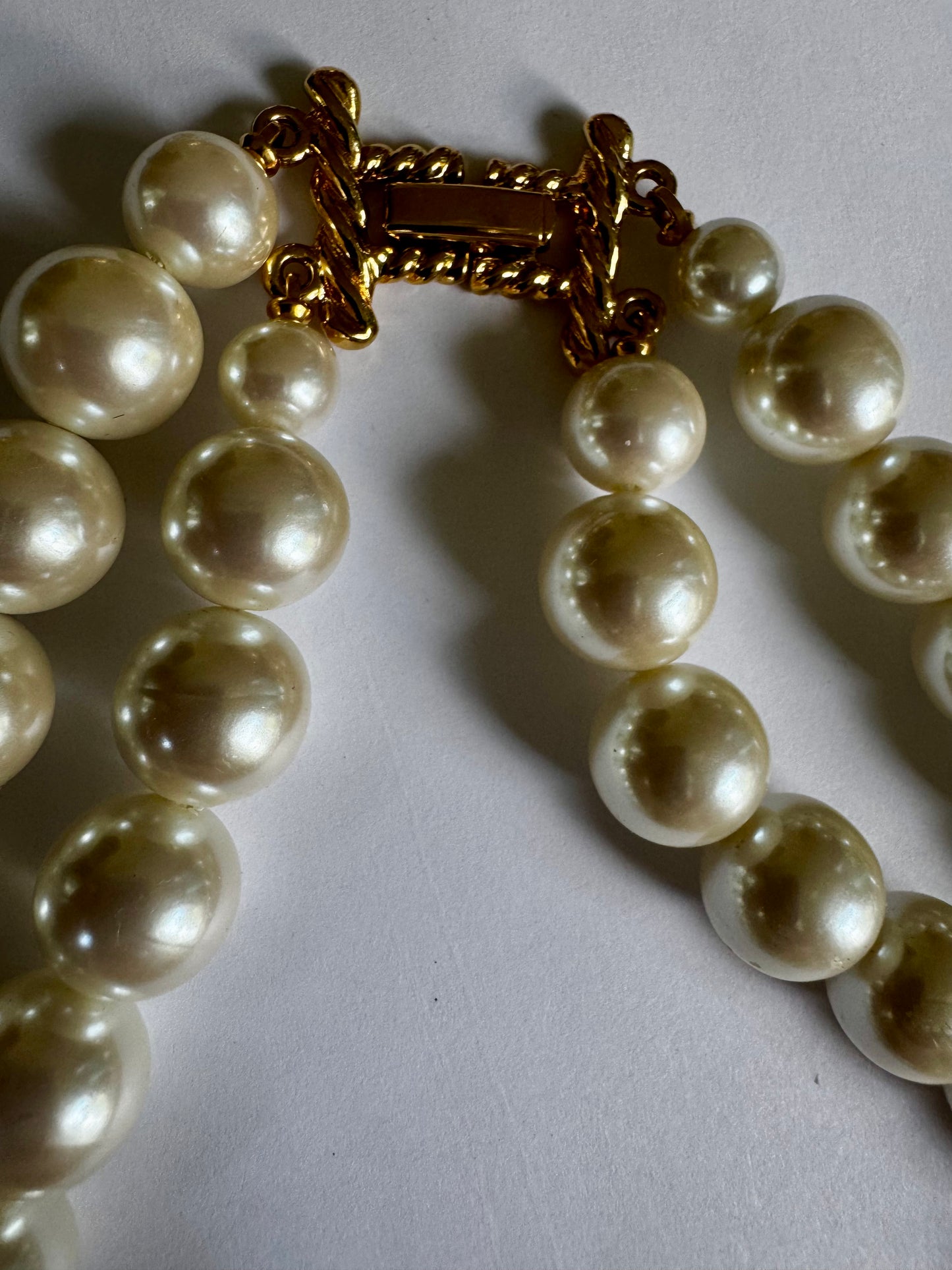 Vintage 1980s double stranded pearl necklace