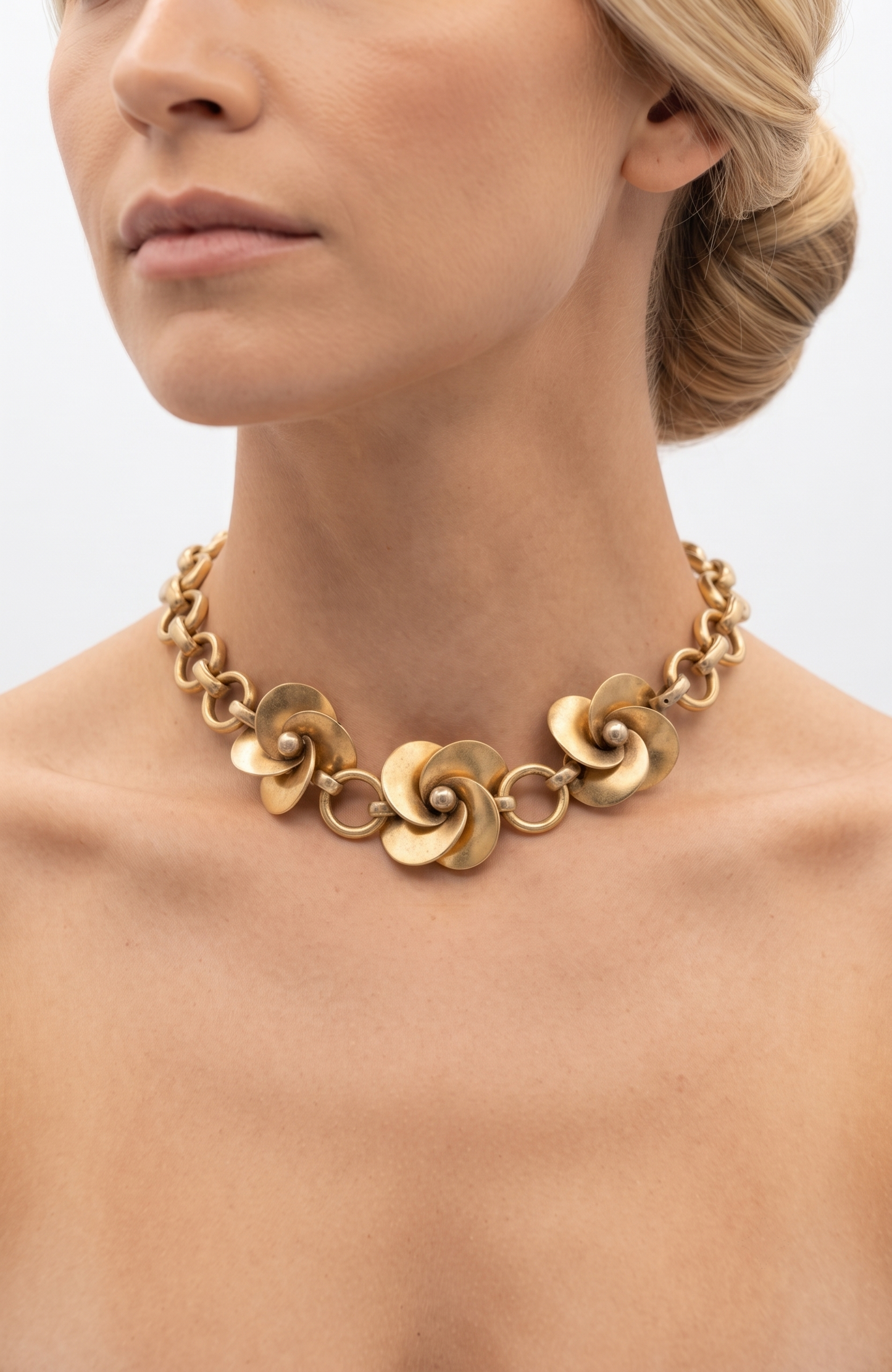 1940s VINTAGE HATTIE CARGENIE GOLD PLATED CHOKER, SIGNED HC