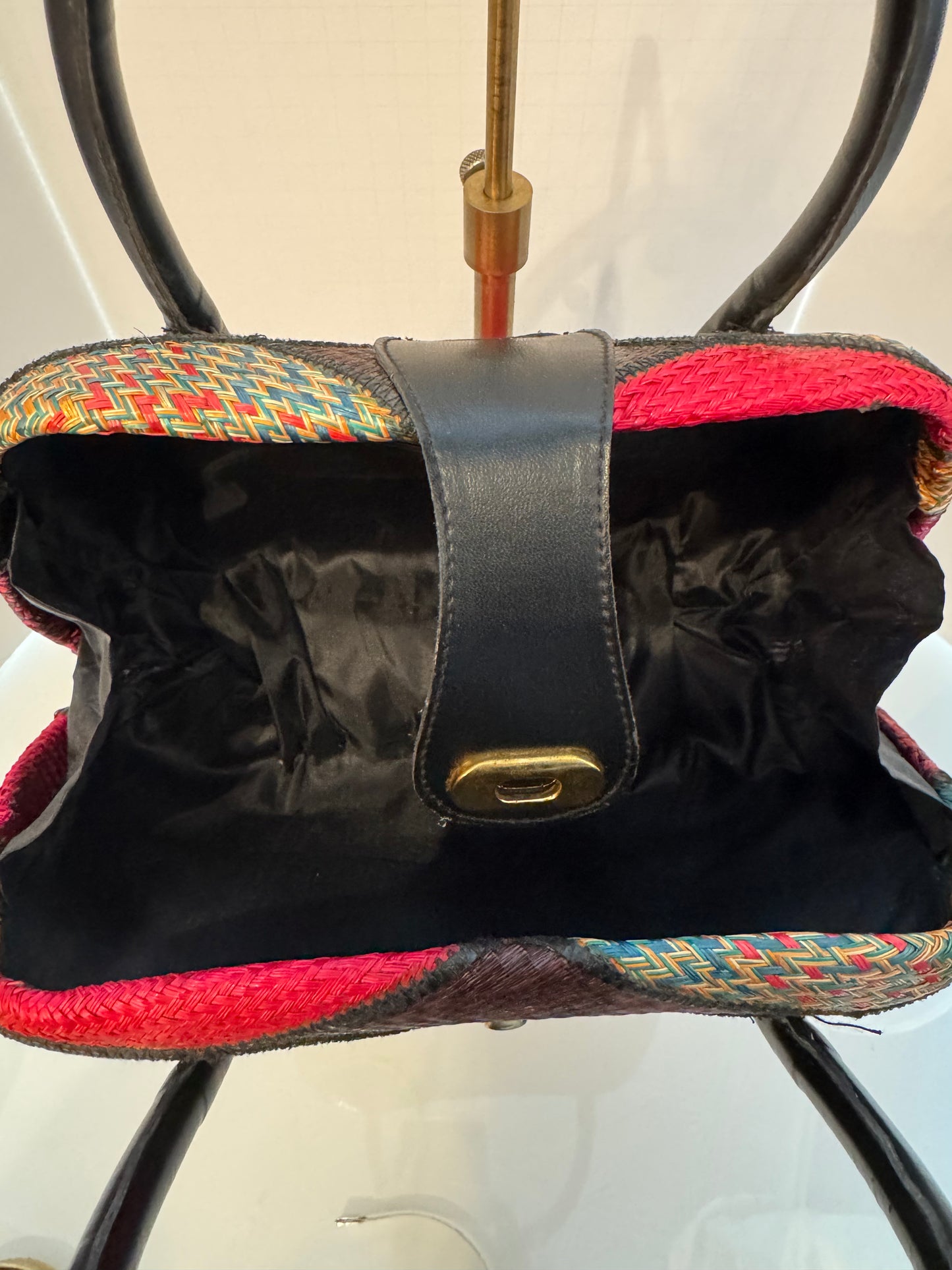 Vintage wicker color block top handle handbag