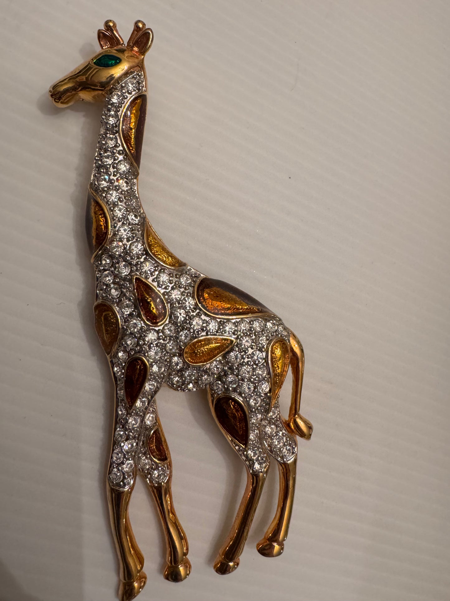Jumbo 1980s giraffe rhinestone brooch