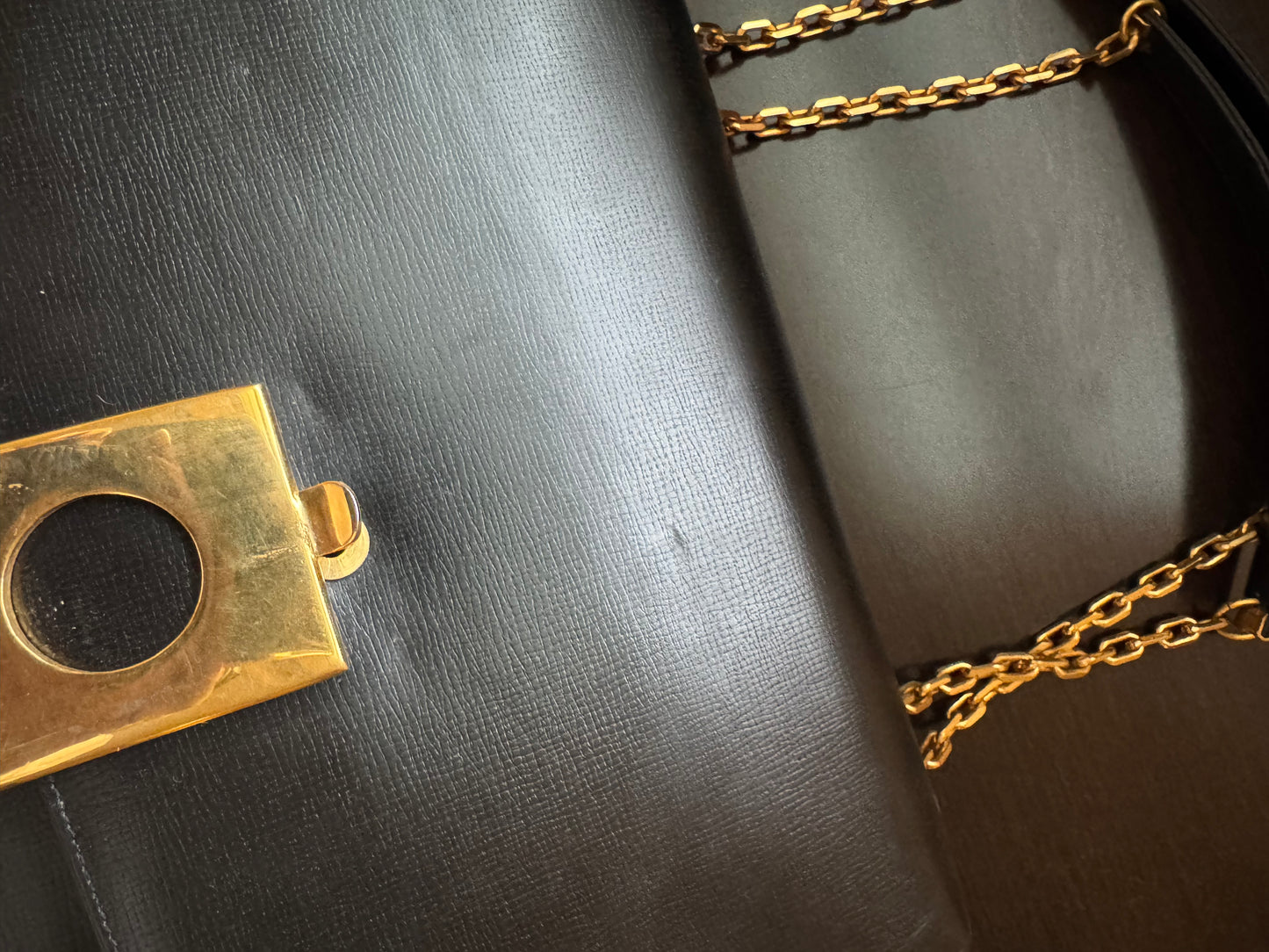 Fabulous 1960s KORET black leather bag with chain handle