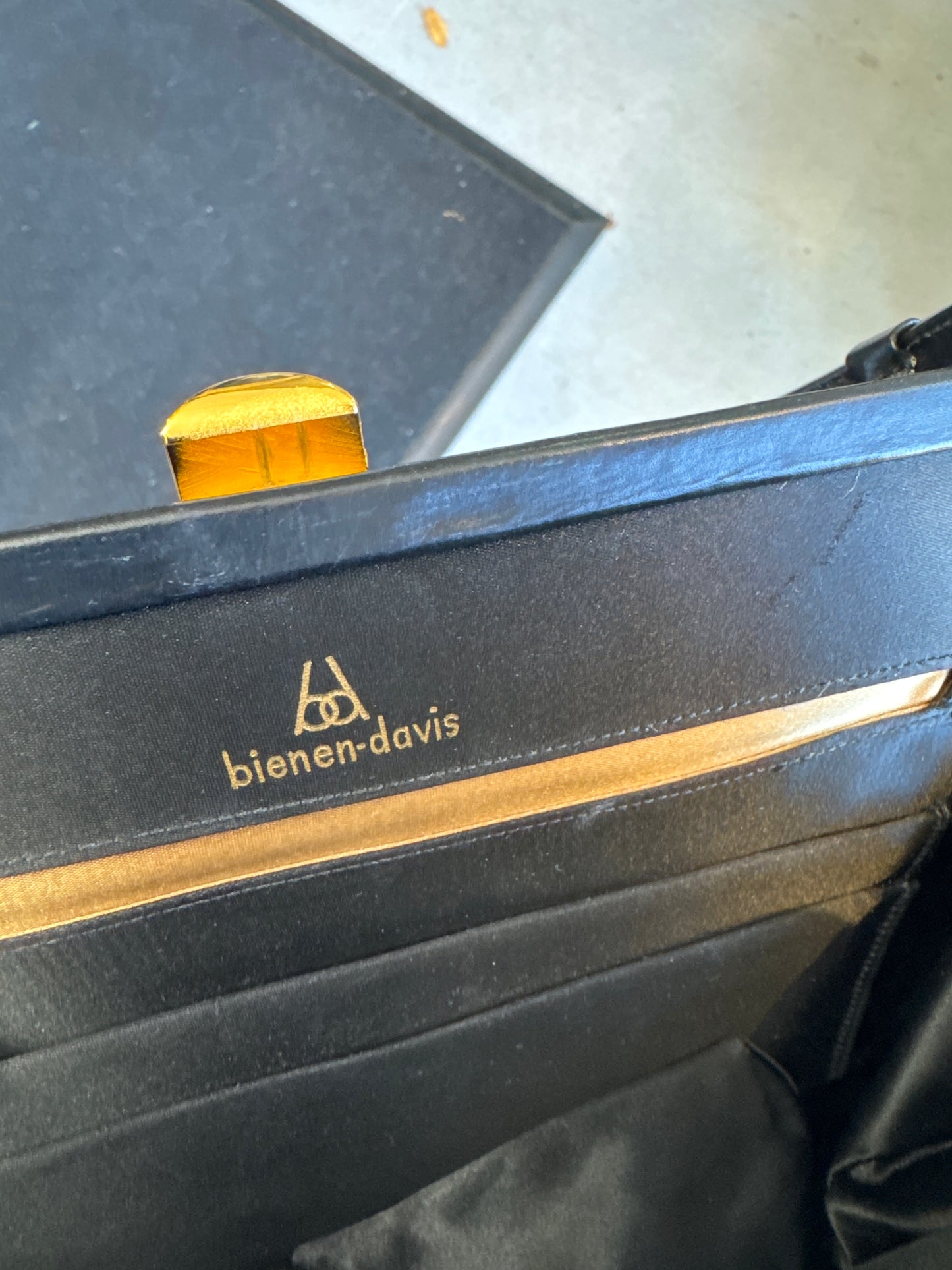 Beautiful 1950s black calf skin bag bye BIENEN – Davis. collectors dream