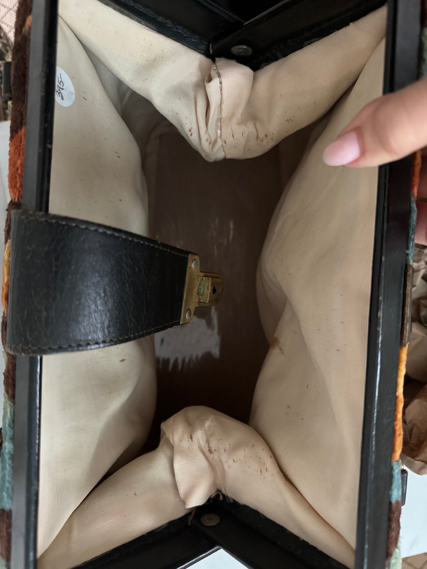 Vintage 1970s carpet doctor bag with beautiful chevron pattern