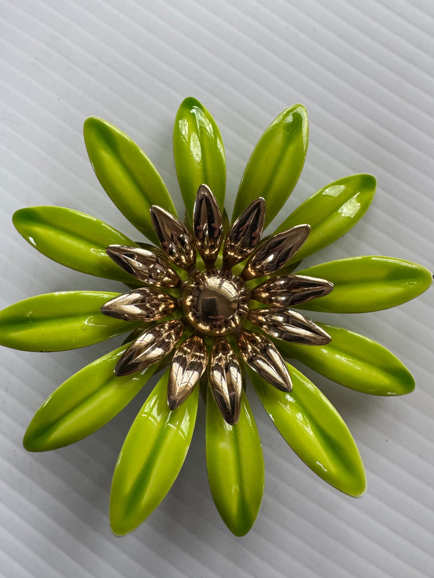 Vintage Sarah Coventry green and gold flower brooch
