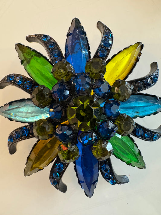 Gorgeous 1950s rhinestone brooch with yellow green and blue rhinestones
