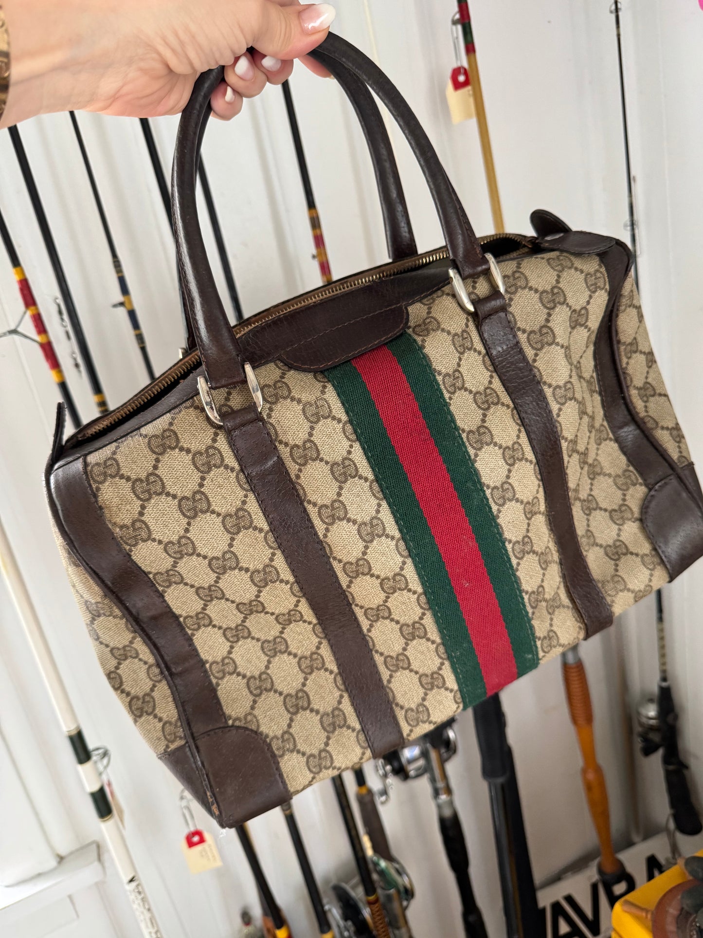 Fabulous vintage late 70s early 80s Gucci Boston bag