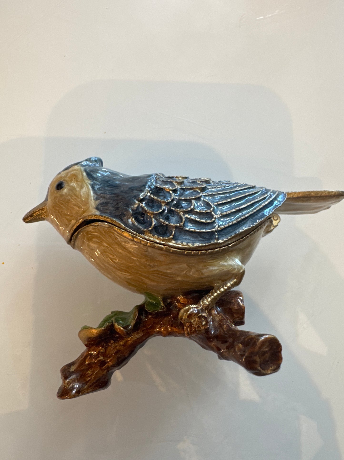 adorable enamel bird trinket box