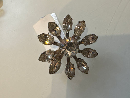 1950s unsigned mini Eisenberg snowflake