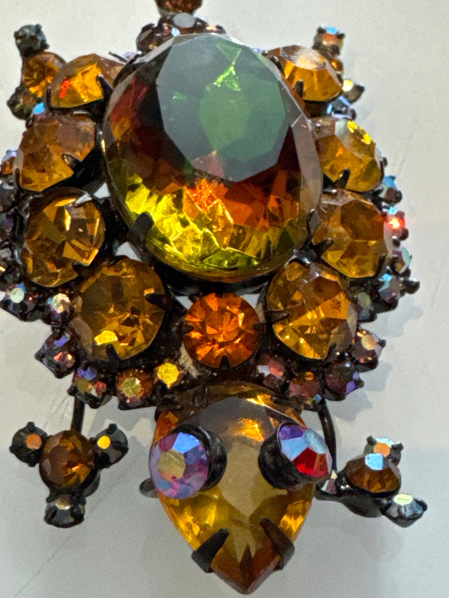 RARE 1950's Juliana rhinestone turtle with watermelon center stone. Book piece.