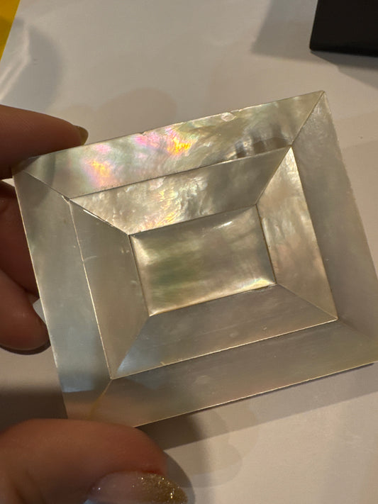 mother of pearl Makeup compact inscribed with 1955 trim waist Beauty, contest finalist