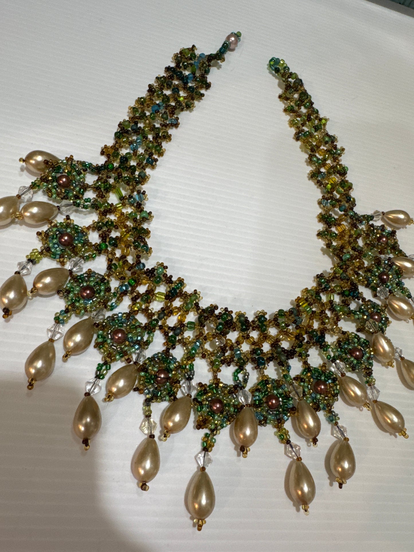 1970s  hand beaded resin and pearl bib necklace. jackpot