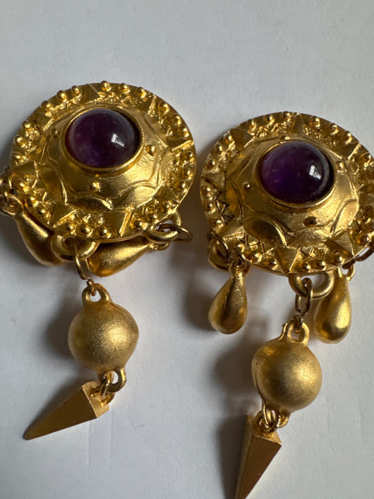 1980s vintage matte gold tone dangle earrings with amethyst, cabochon signed Patti Horn