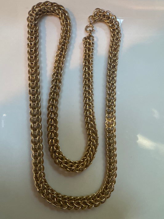 fabulous 1970s MultiLink chain necklace in gold tone