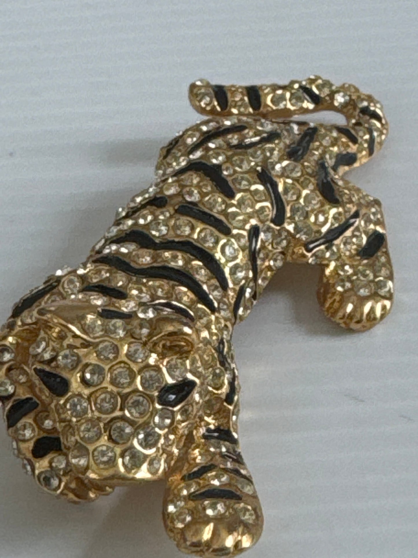 1980s panther brooch with crystal rhinestones and black enamel ￼