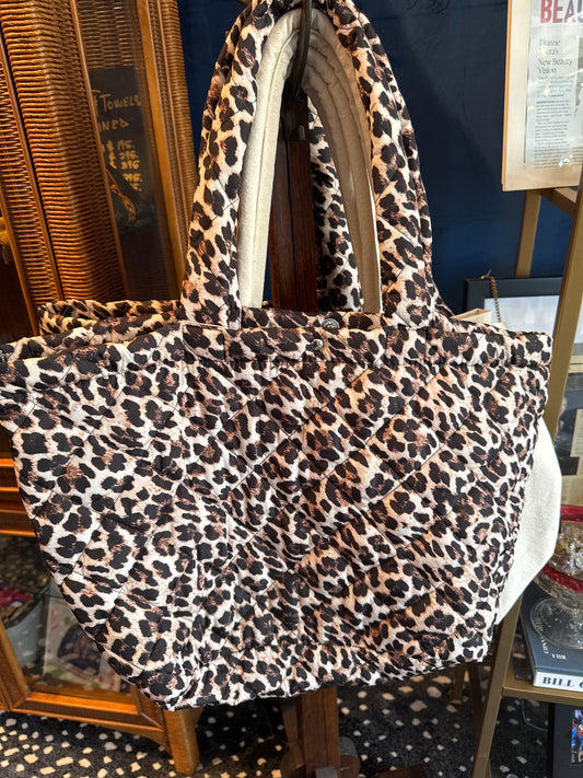 Nylon leopard tote. Great for travel easy to pack.