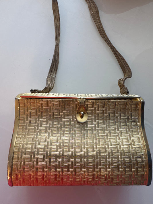 Stunning 1950s Rosenfeld gold hardtop with mesh metal strap