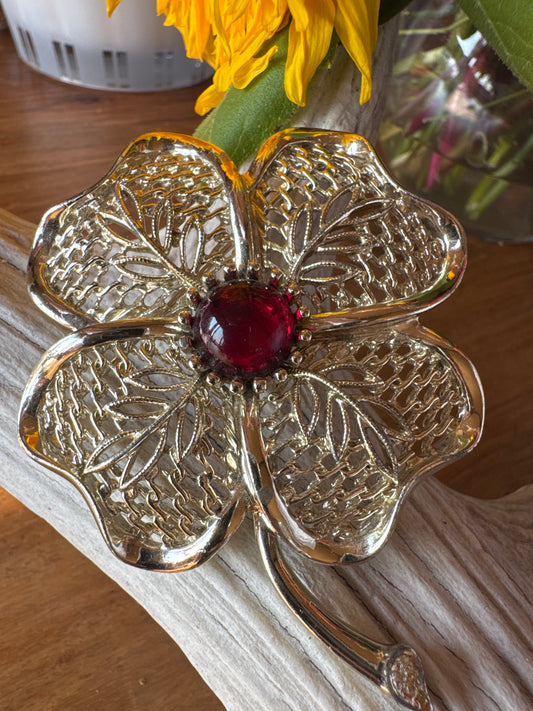 Signed vintage EMMONS jumbo flower brooch in gold tone with red center stone