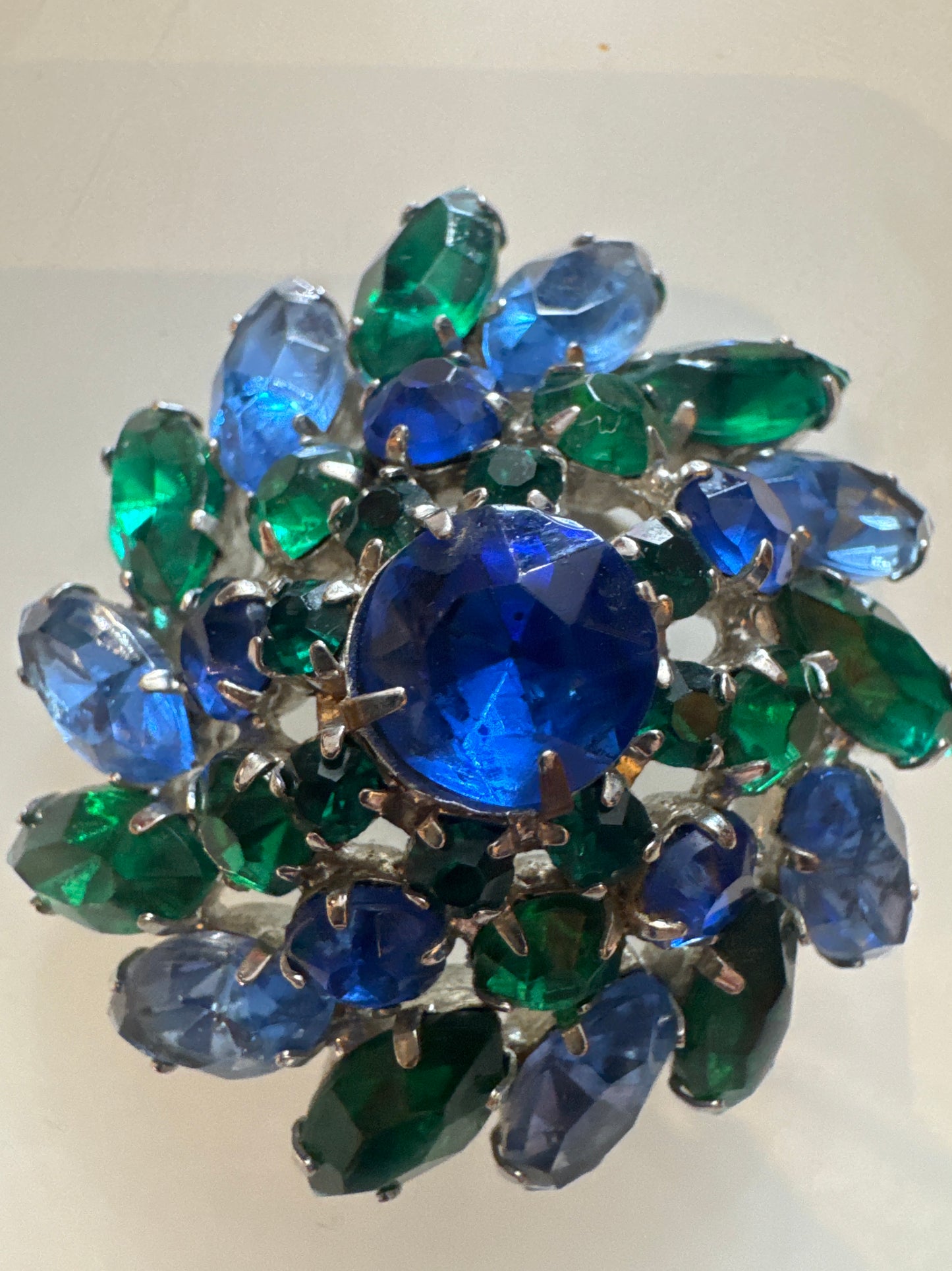 1950s blue and green rhinestone brooch and earrings set