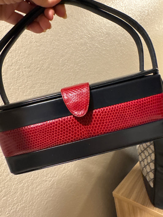 RARE 1940s Colberts black leather double handle box handbag in pristine condition with burgundy colored snake detailing. Road